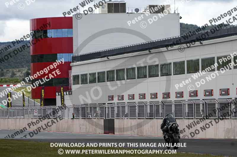 cadwell no limits trackday;cadwell park;cadwell park photographs;cadwell trackday photographs;enduro digital images;event digital images;eventdigitalimages;navarra;no limits trackdays;peter wileman photography;racing digital images;trackday digital images;trackday photos